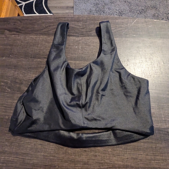 Victoria Secret Chic Black Sport/Workout Bra - Picture 2 of 4